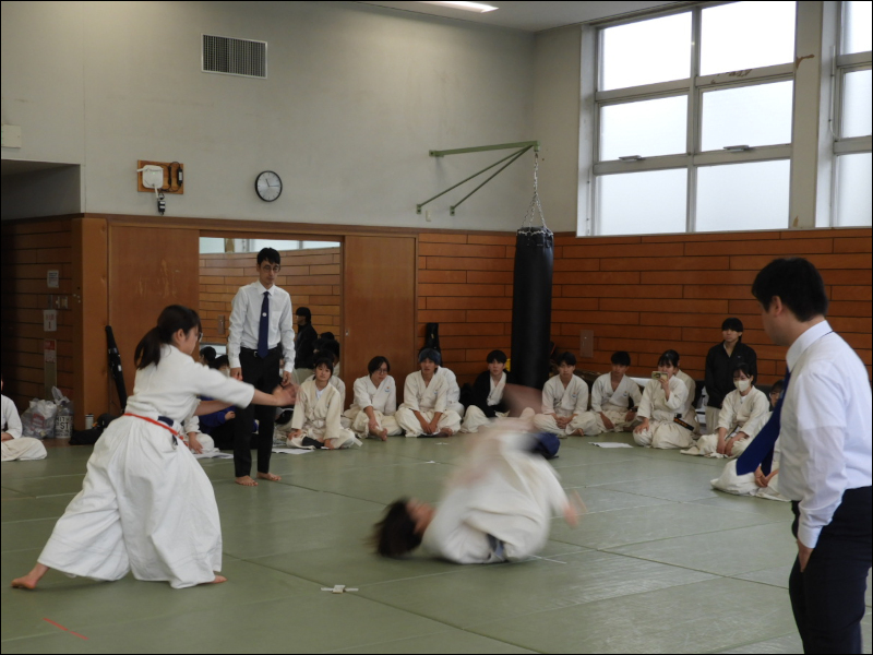 合気道・捕技乱取